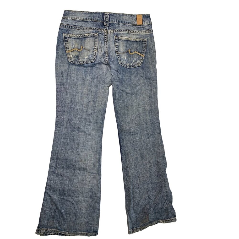 Maurices Juniors Size 5 6 Short Jeans Jenna Bootcut Blue Denim Distressed Hem We